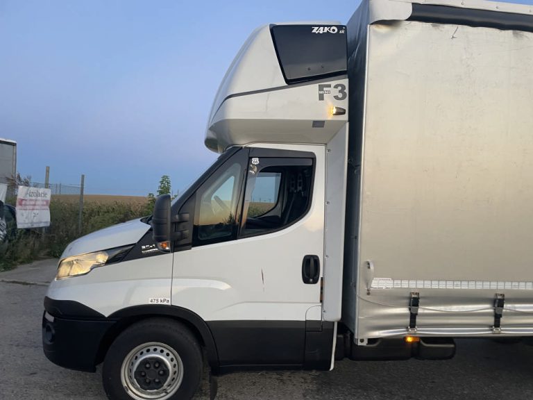 Plachtové vozidlo Iveco Daily F3